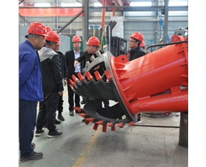 巨龍大功率挖沙船- JL CSD-300