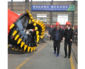 巨龍絞吸式挖泥船- JL CSD-200